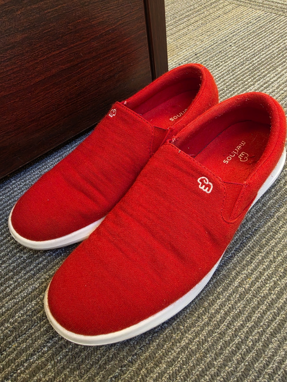 Red Merinos Austrian Wool Casual Slips-on, Gently Used Sz 9